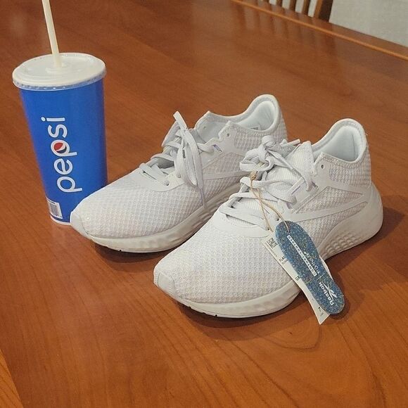 REEBOK comfort footbed size 7 - Picture 2 of 7